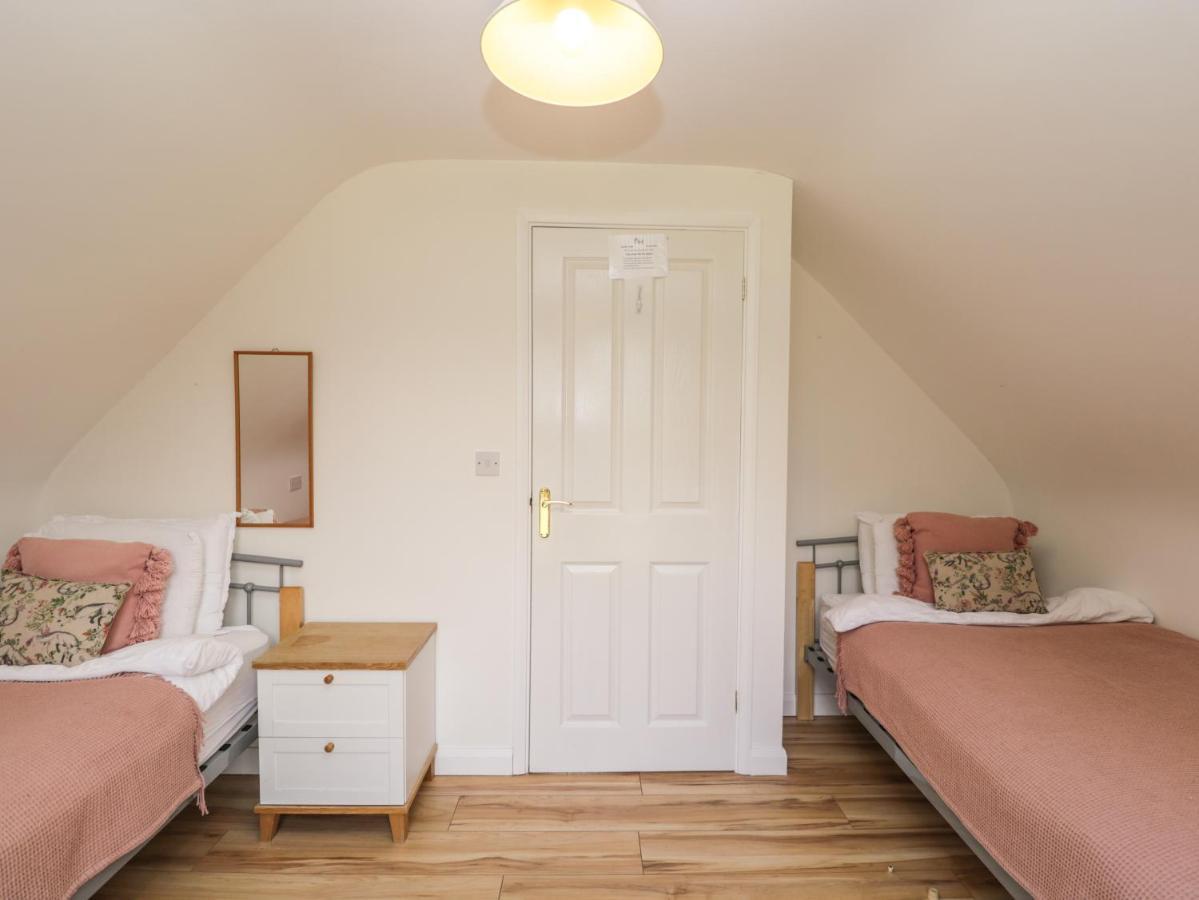 The Lodge Merthyr Tydfil Esterno foto